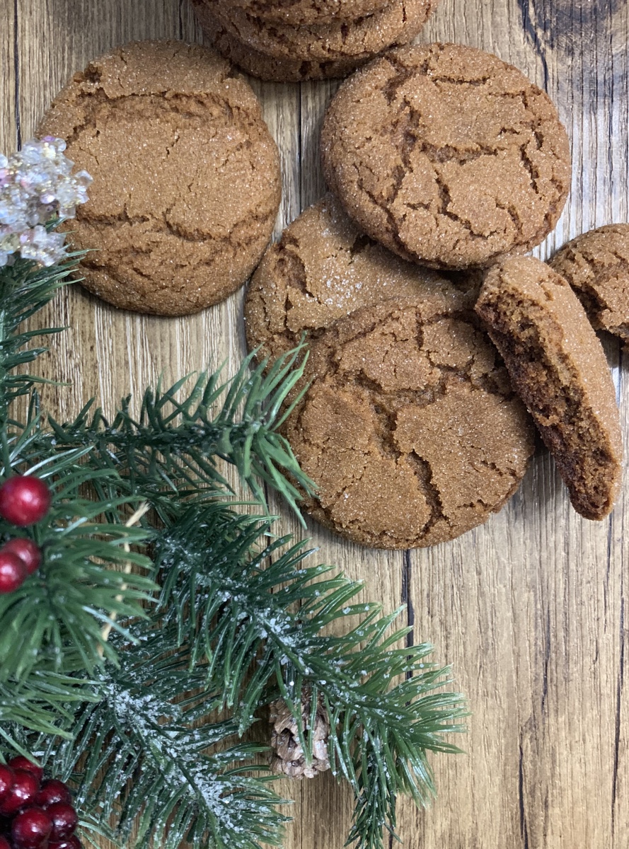 Old Fashioned Chewy Gingerbread Cookies • Just a Dash • baking